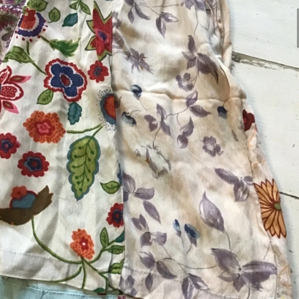 ▪️Sacred Threads Boho Floral Shorts - Picture 4 of 8